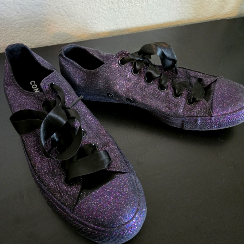 Converse Women's Purple Glitter Sneakers
